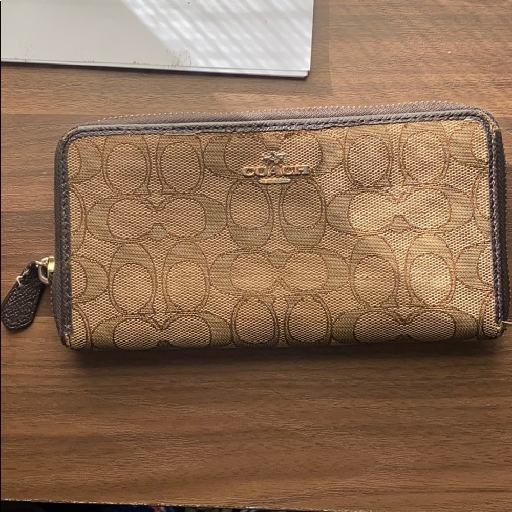 coach wallet